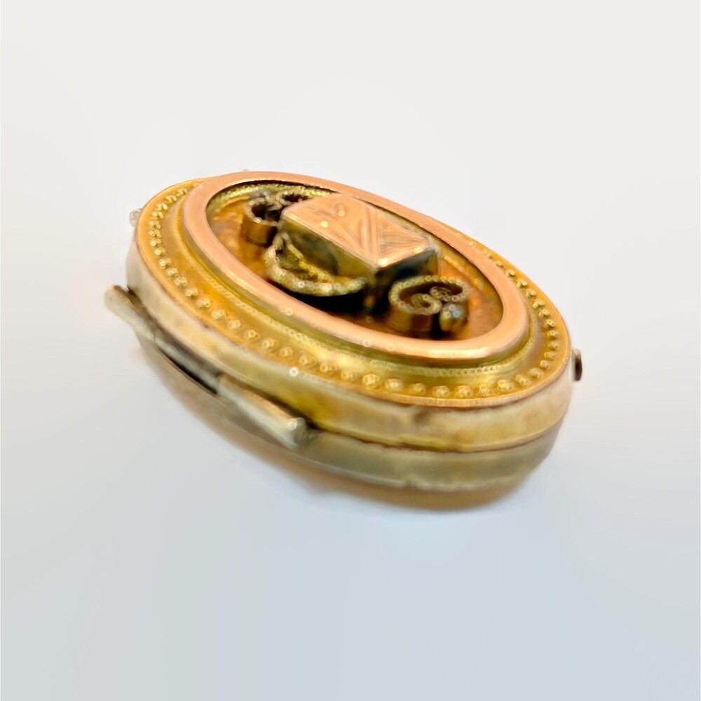 Vintage, Victorian, Locket, Gold Filled, Etruscan Revival, Antique, GF - Picture 6 of 6